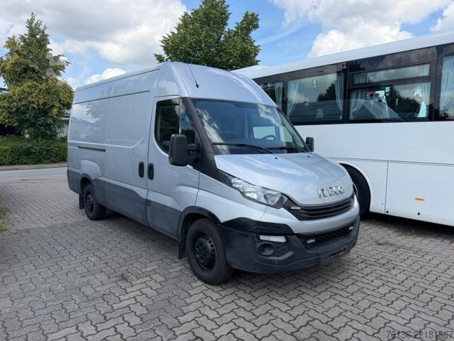 Kastenwagen hoch IVECO Daily Kasten AHK 3.5t L2H2 3 Sitzer