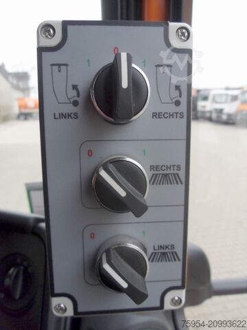 Road sweeper Mercedes-Benz Atego 1323 LKO 4x2 / Themis S7BD