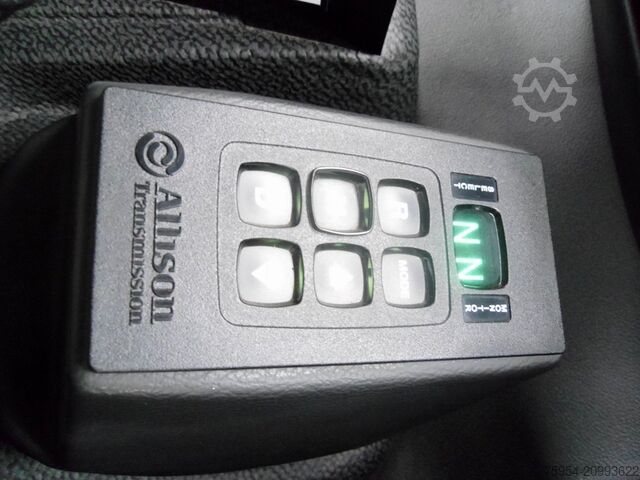 Road sweeper Mercedes-Benz Atego 1323 LKO 4x2 / Themis S7BD