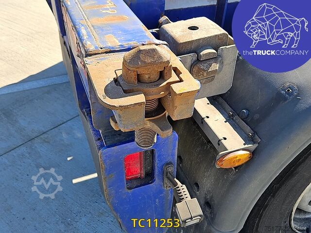 Container transportation Renders 