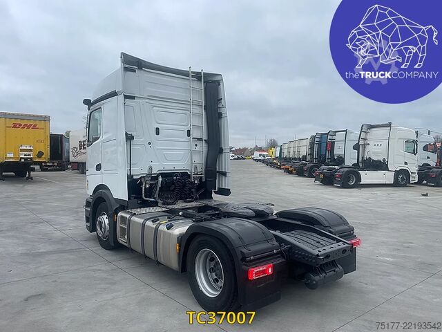 Standard-SZM Mercedes-Benz Actros L Pro Cabin 1845