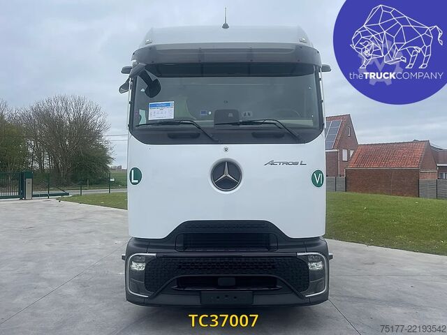 Standard-SZM Mercedes-Benz Actros L Pro Cabin 1845