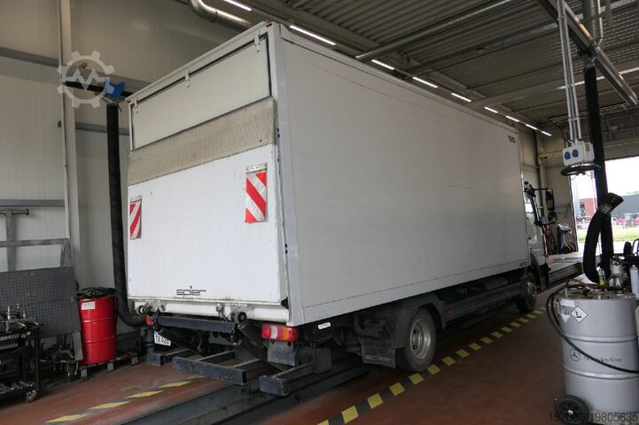 Truck with box body Mercedes-Benz Atego 3 4x2