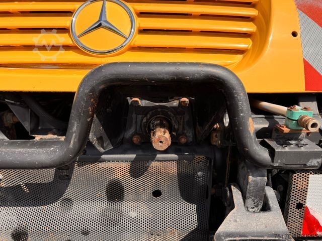 LKW mit Pritsche (offen) MERCEDES-BENZ Unimog U300 4x4 Vario-Pilot