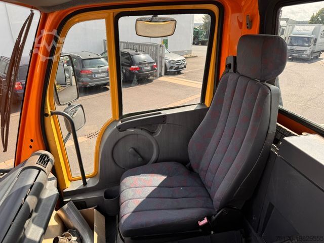 LKW mit Pritsche (offen) MERCEDES-BENZ Unimog U300 4x4 Vario-Pilot
