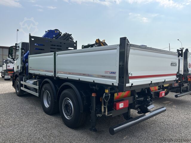 Truck mounted crane IVECO Stralis 500