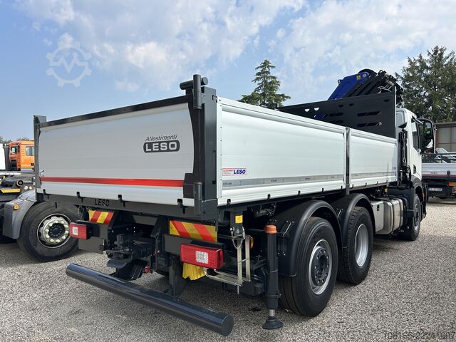 Truck mounted crane IVECO Stralis 500