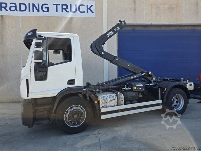 Truck chassis Iveco 180E25K