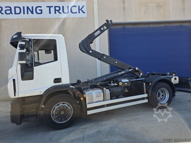 Truck chassis Iveco 180E25K