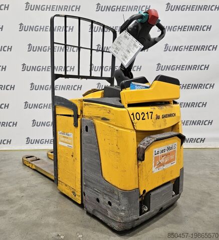 Elektrische Niederhubwagen Jungheinrich ERE225