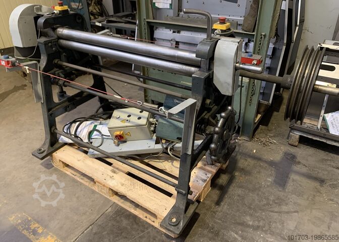 Elektrische Walzenbiegemaschine 3 Walzen Rouleuse électrique 3 rouleaux 1000 mm x 3 mm