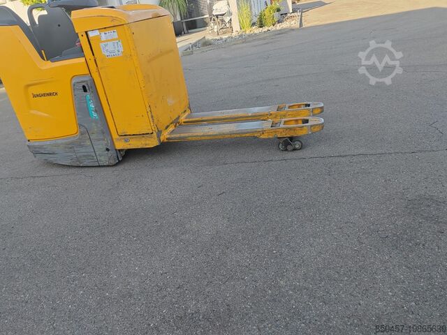 Elektrische Niederhubwagen Jungheinrich ERE 225 2.5t/ 2018y/ 2469mh/