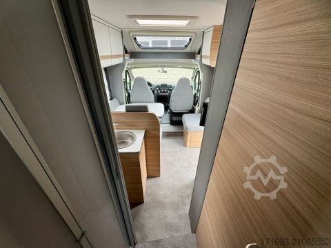 Teilintegriertes Wohnmobil Dethleffs Just 90 T 7052 EB