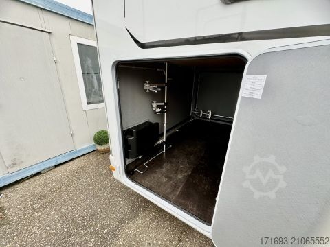 Teilintegriertes Wohnmobil Dethleffs Just 90 T 7052 EB