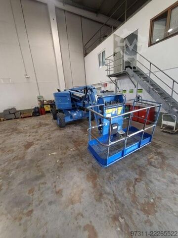 Gelenkteleskoparbeitsbühne Genie Z-45/25J RT