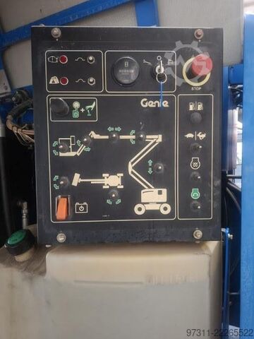 Gelenkteleskoparbeitsbühne Genie Z-45/25J RT