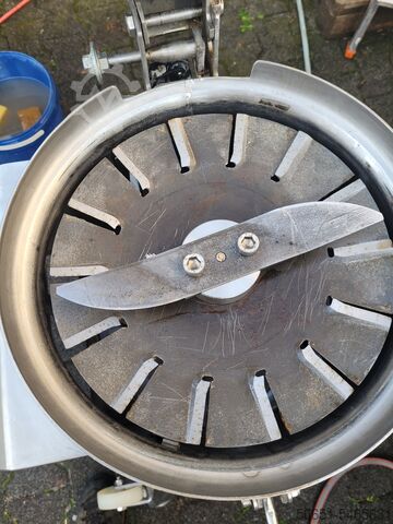 Restbrot Zekleinerer Paniermehlmühle HOMMEL Paniermehlmühle RZ 2500