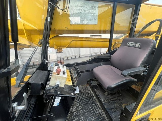 Truck mounted crane IVECO Trakker 410 Dachdecker 36m MKG HMK 851 TA A2A2