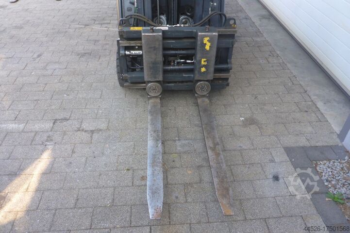 Electric 4-wheel forklift Linde E16P