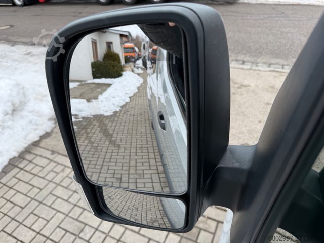 Giroudon Giroudon Giroudon