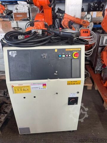 Industrial robot FANUC M710iC/50, R30iA