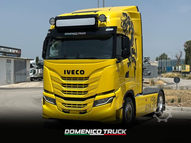 Standard tractor unit Iveco S-WAY 570 FULL PNEUMATIC
