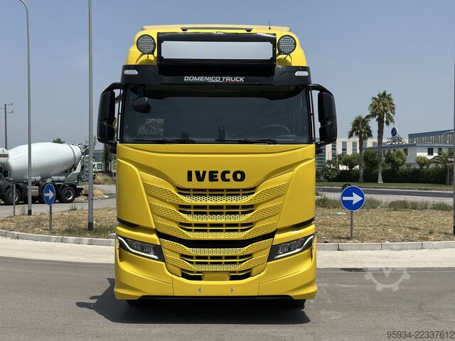 Standard tractor unit Iveco S-WAY 570 FULL PNEUMATIC