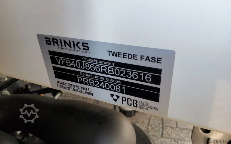 Suitcase Renault D 250 P4x2 - EURO 6 - 12 TON - 51-BZR-1