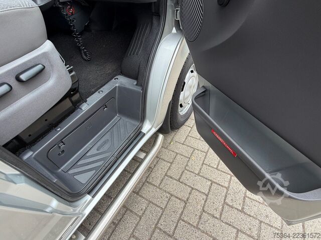 Minibus FORD Transit 2.0 TdCi 74 Kw L2H3 9 Sitze+Lift+Klima
