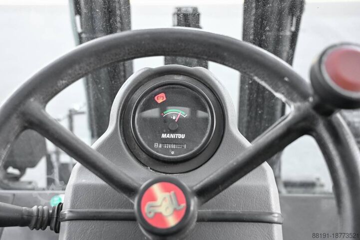 Rough terrain forklift Manitou MH 25-4