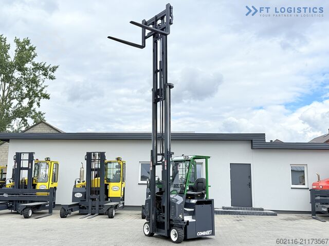Vierwegestapler COMBILIFT CBE2500 TRIPLEX 5500 FORK POSITIONER