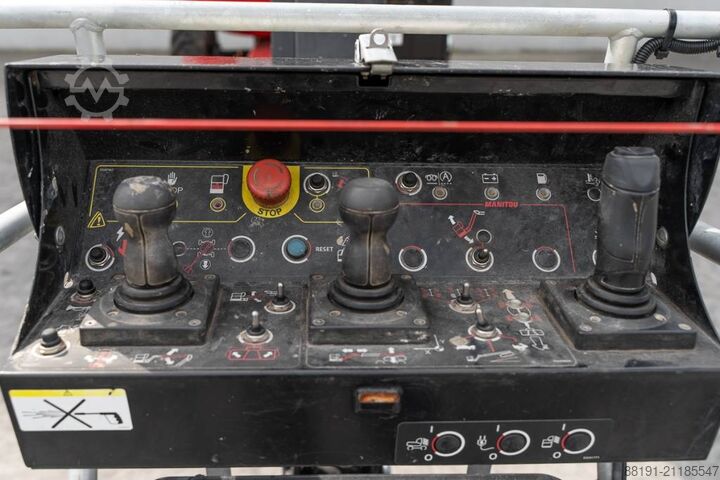 Gelenkteleskoparbeitsbühne Manitou 160 ATJ