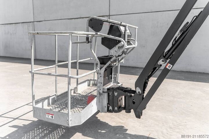 Gelenkteleskoparbeitsbühne Manitou 160 ATJ RC