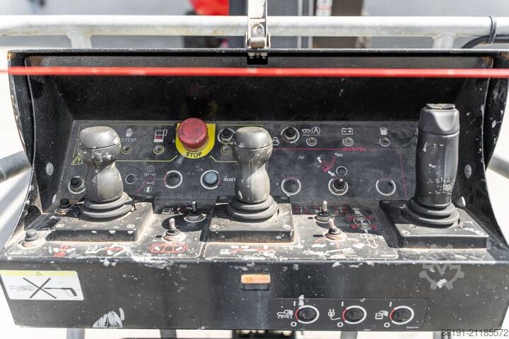 Gelenkteleskoparbeitsbühne Manitou 160 ATJ RC