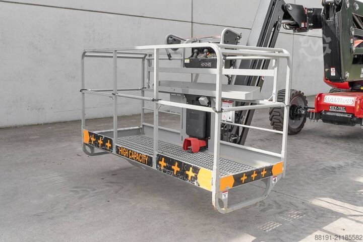 Gelenkteleskoparbeitsbühne Manitou 160 ATJ+