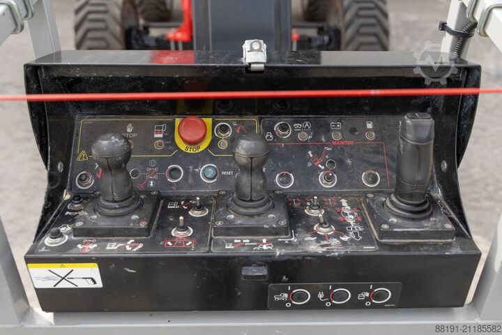 Gelenkteleskoparbeitsbühne Manitou 160 ATJ+