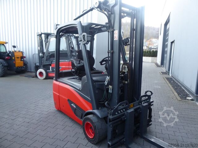 Elektro 4 Rad-Stapler Linde E20L-02