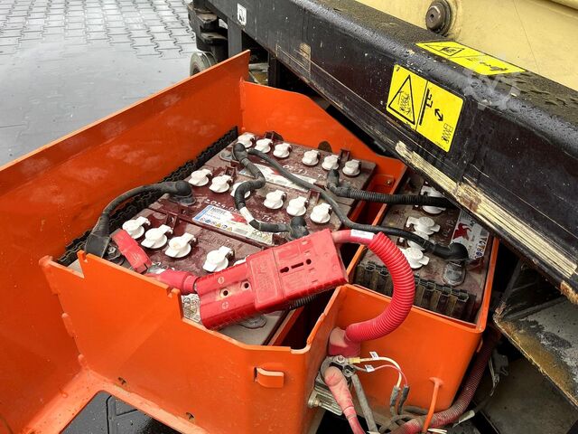 Scissor lift JLG 4045R