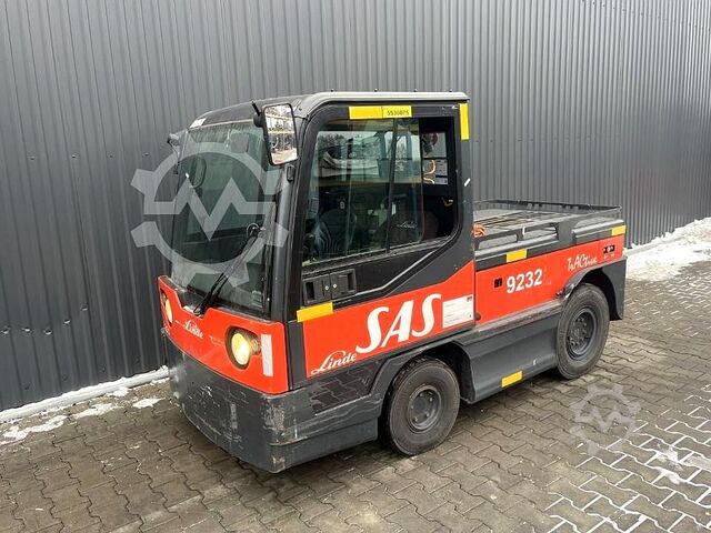Tow tractor Linde P250