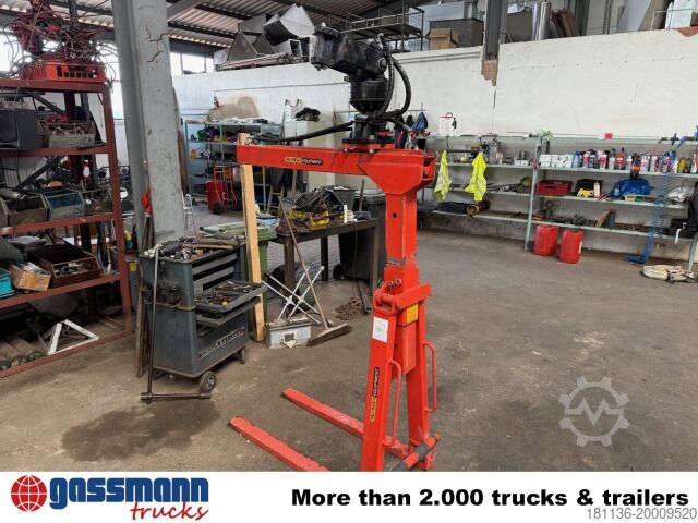 Truck mounted crane Kinshofer KM 401-02 Palettengabel