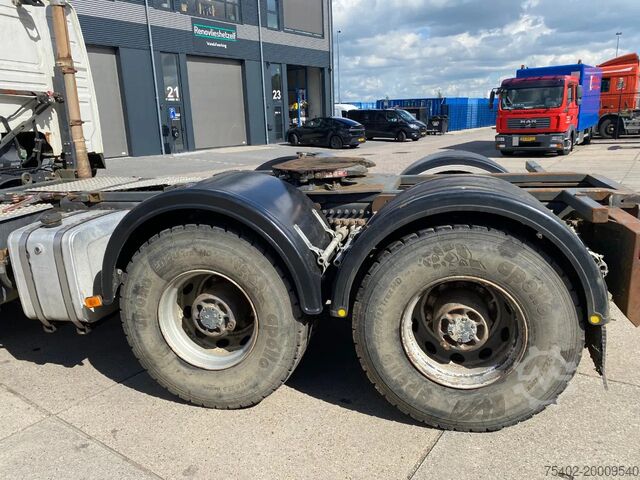 Standard tractor Volvo FM 440 6x4 / Hooklift and Tractor / Hub Reduction