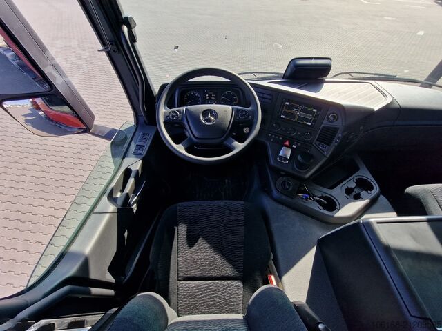 Kipper LKW Mercedes-Benz Arocs 4148 AK 8x8 HK Kipper