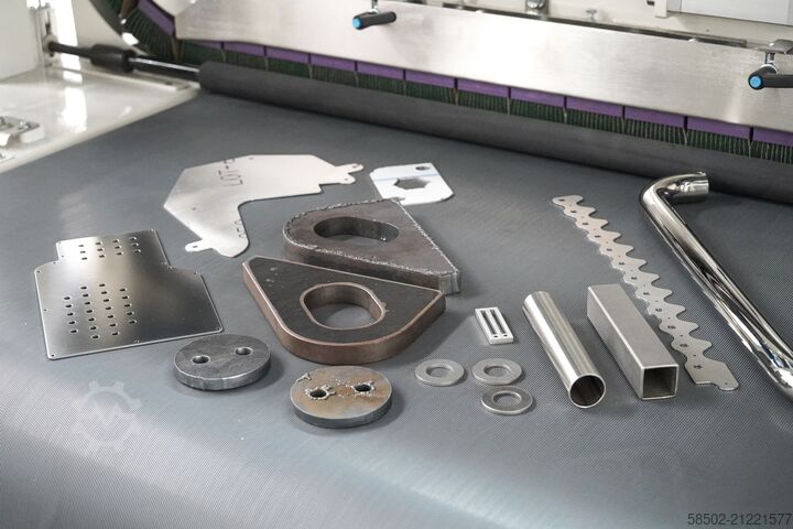 Blechentgratmaschine NS Maquinas DM 1100 2C EVO