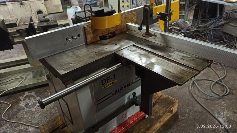 Fräsmaschine mit Seitentisch JAROMA DF-1