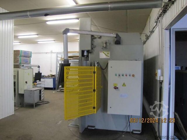 Run press MVD 125 t/ 6000 mm