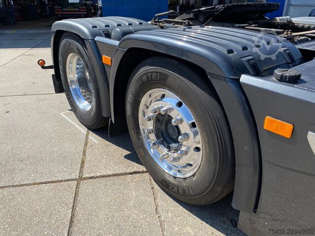 Standard tractor Scania R520 V8 / 6x2/4 / Retarder / Full air suspensio...