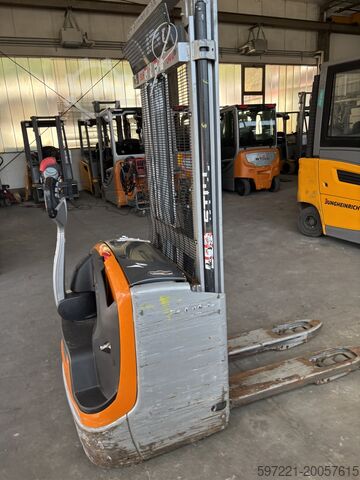 Pallet Stackers Still EXV 12i