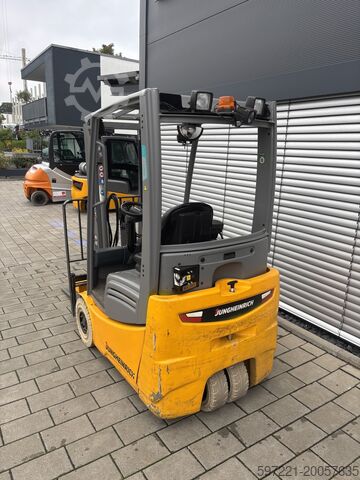 Electric - 3 wheels Jungheinrich EFG 215