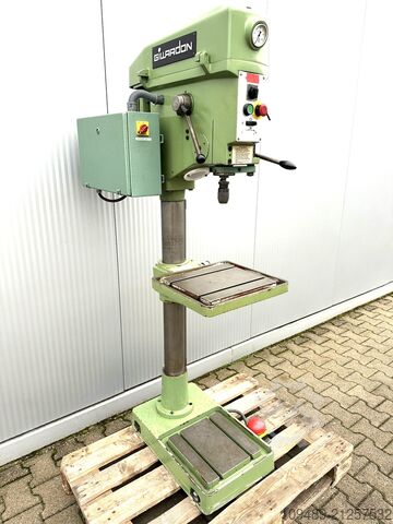Säulenbohrmaschine/Gillardon GB 20 GILLARDON GB 20