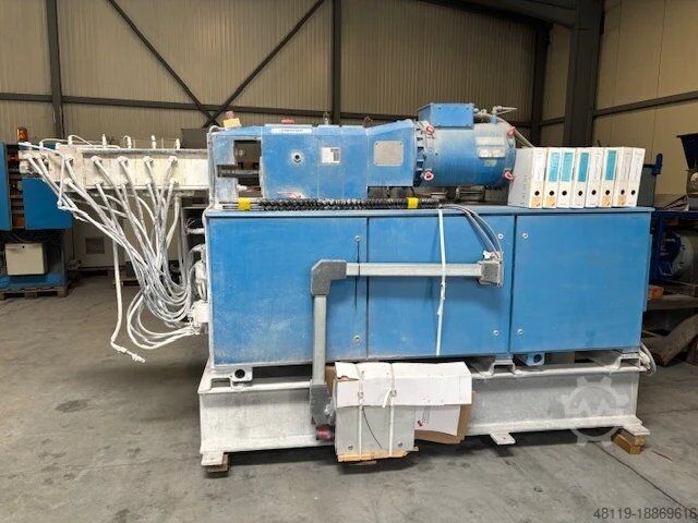 Coperion Werner & Pfleiderer ZSK 34  Coperion Werner & Pfleiderer ZSK 34